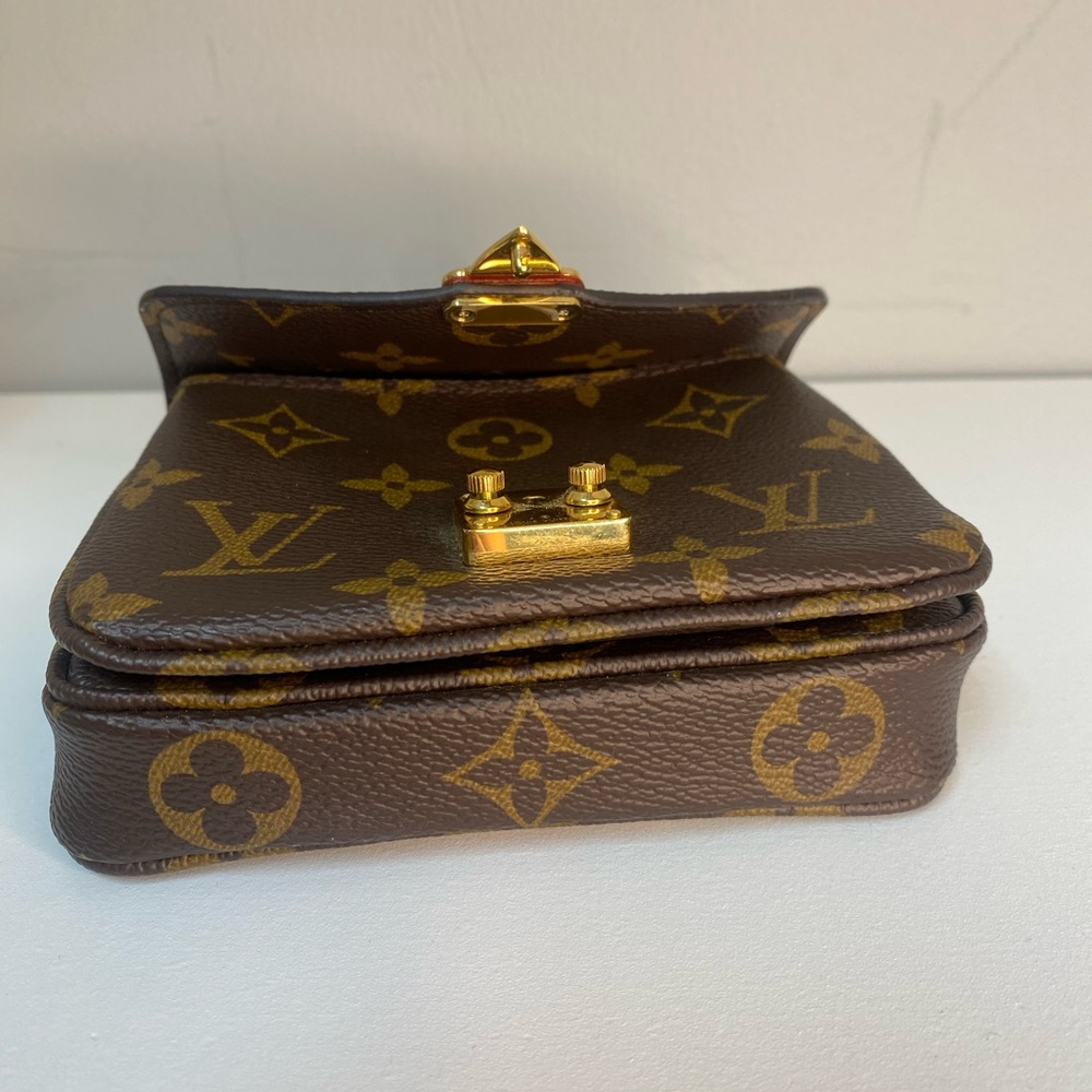 Louis Vuitton Micro Pochette Metis - Picture 11 of 12